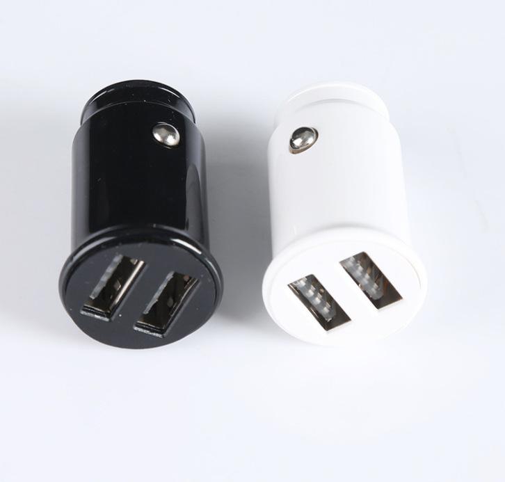 

Мини-автомобильное зарядное устройство PD20W + QC18W Автомобильное быстрое зарядное устройство для мобильного телефона от одного до двух автомобильных прикуривателей 5V2.1A чёрный