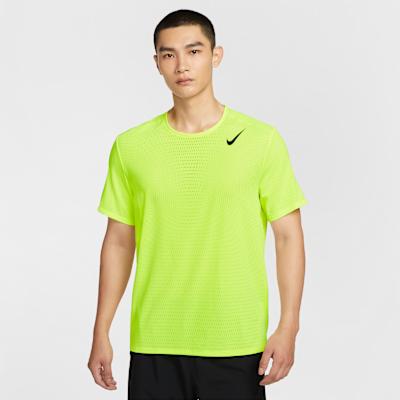 Nike AEROSWIFT T Shirts Men s Yellow Crew Neck M