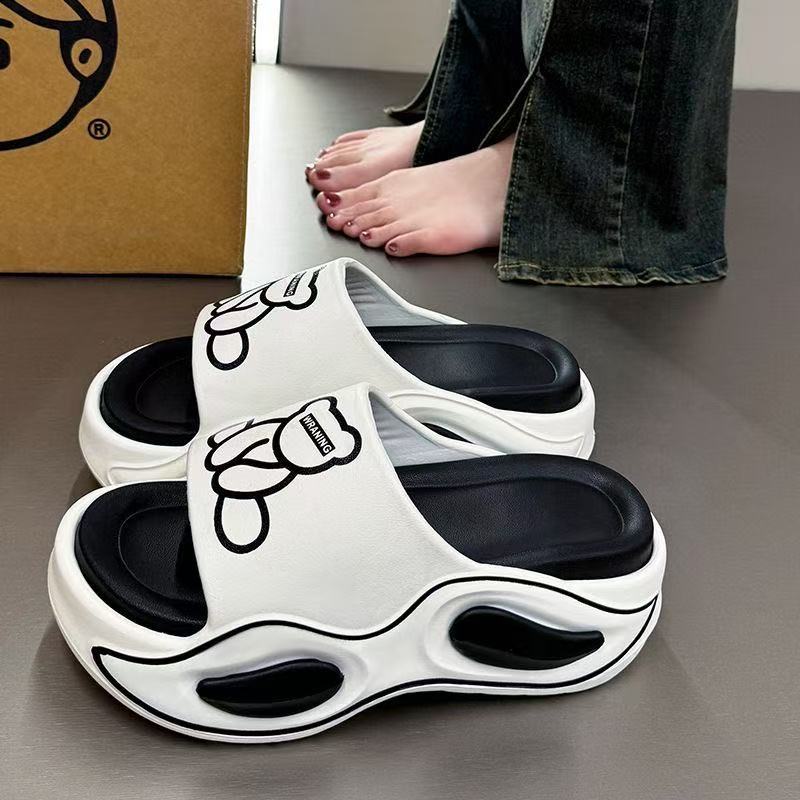 

EA non-slip and deodorant home slippers girls summer students thick bottom fashion outer wear cute one-word drag 36-37