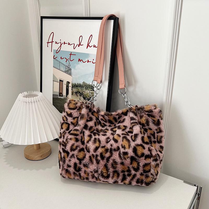 Leopard Plush Trendy Chain Casual Shoulder Bag