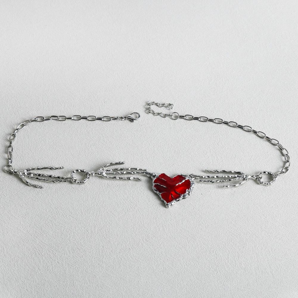 Red Heart Gothic Necklace Thorn Love Heart Necklace Creative Skull Claw Pendant Y2K Accessories