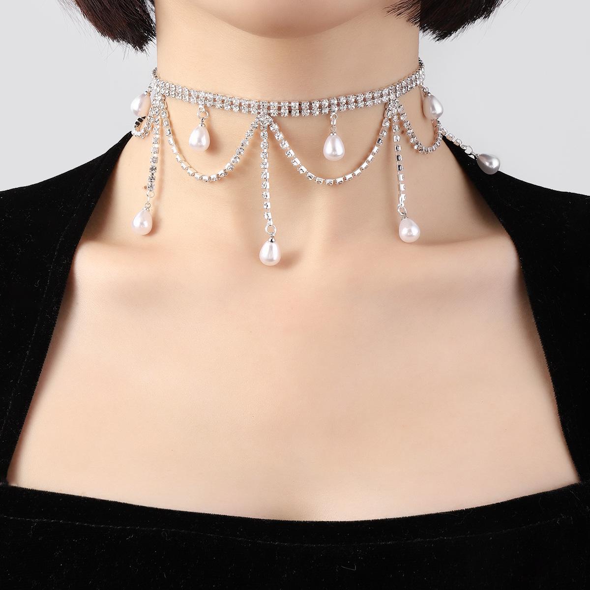 

Trendy Geometric Tassel Rhinestone Necklace for Women’s Fashion серебряный