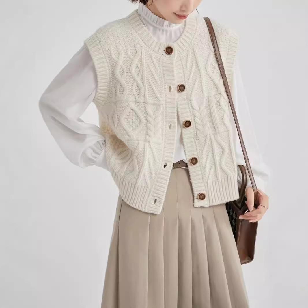 

Женская трикотажная куртка-жилет - коллекция осень/зима 2025, маленький размер One Size бежевый