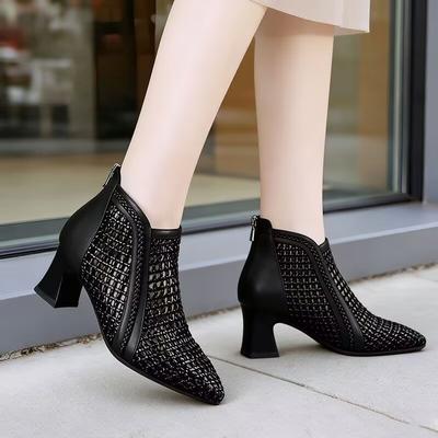 Hohle Netz-Stiefeletten mit dickem Absatz für Damen, Sommer, atmungsaktiv, spitz, mittelhoher Absatz, Lochschuhe, modische Allround-Sandalen