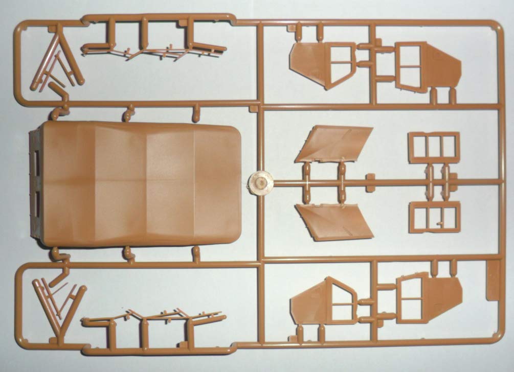ICM German L1500A Troop Carrier Soft Top Plastic Model 1/35