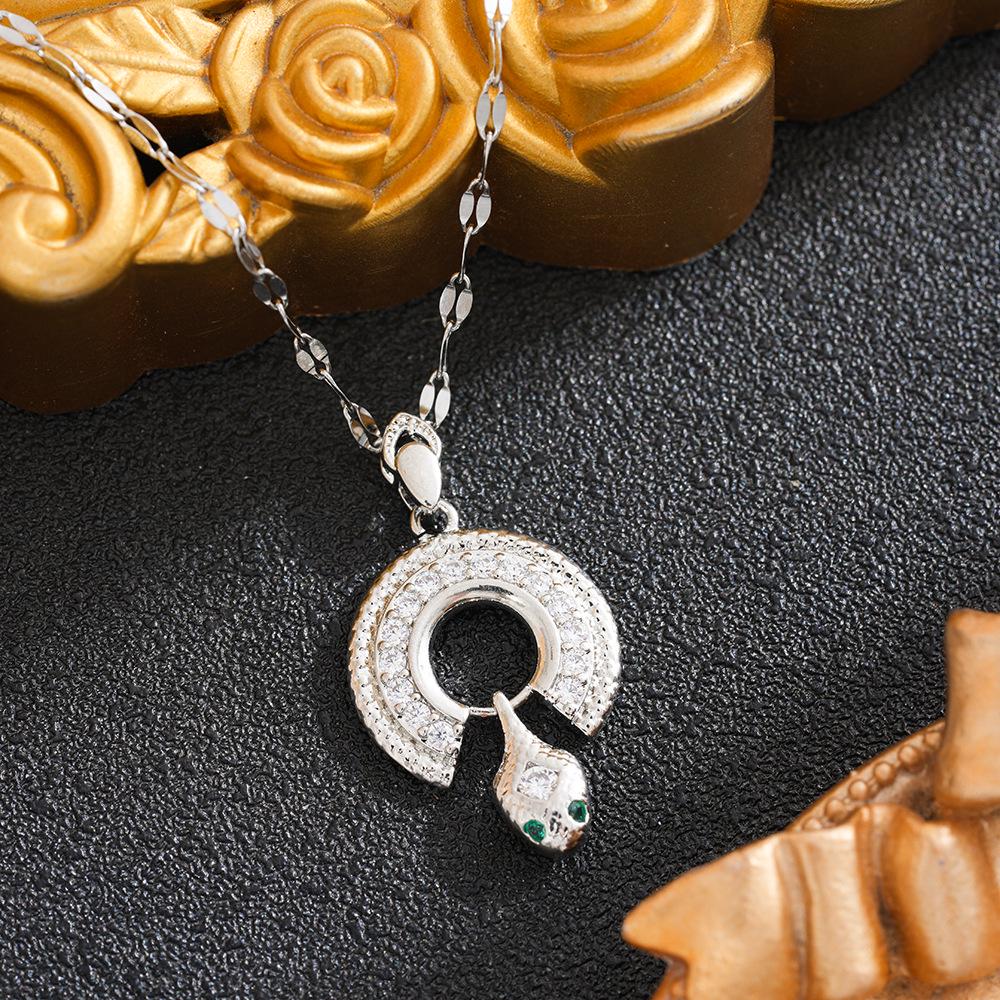 Elegant Diamond Inlaid Titanium Steel Snake Necklace for Women - Shiny Luxury Clavicle Chain