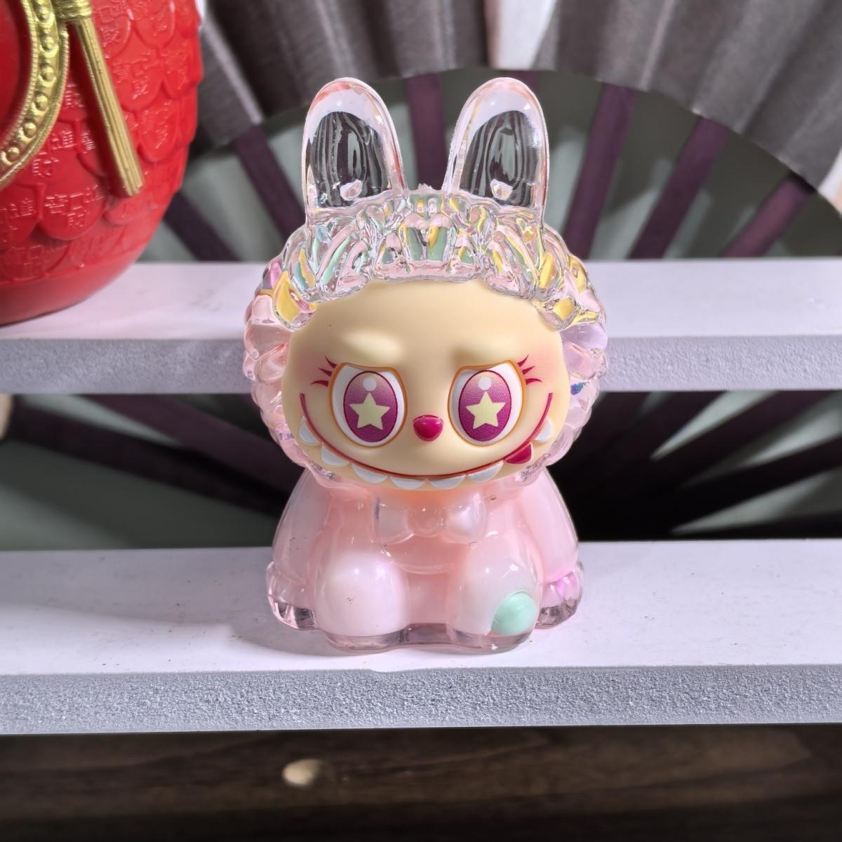 

2025 Модный Милый Акриловый Прилавок Лабу Кролик Декорация Креативный DIY Долина Красоты Реквизит Текучий Песок Лабу Ткань pink