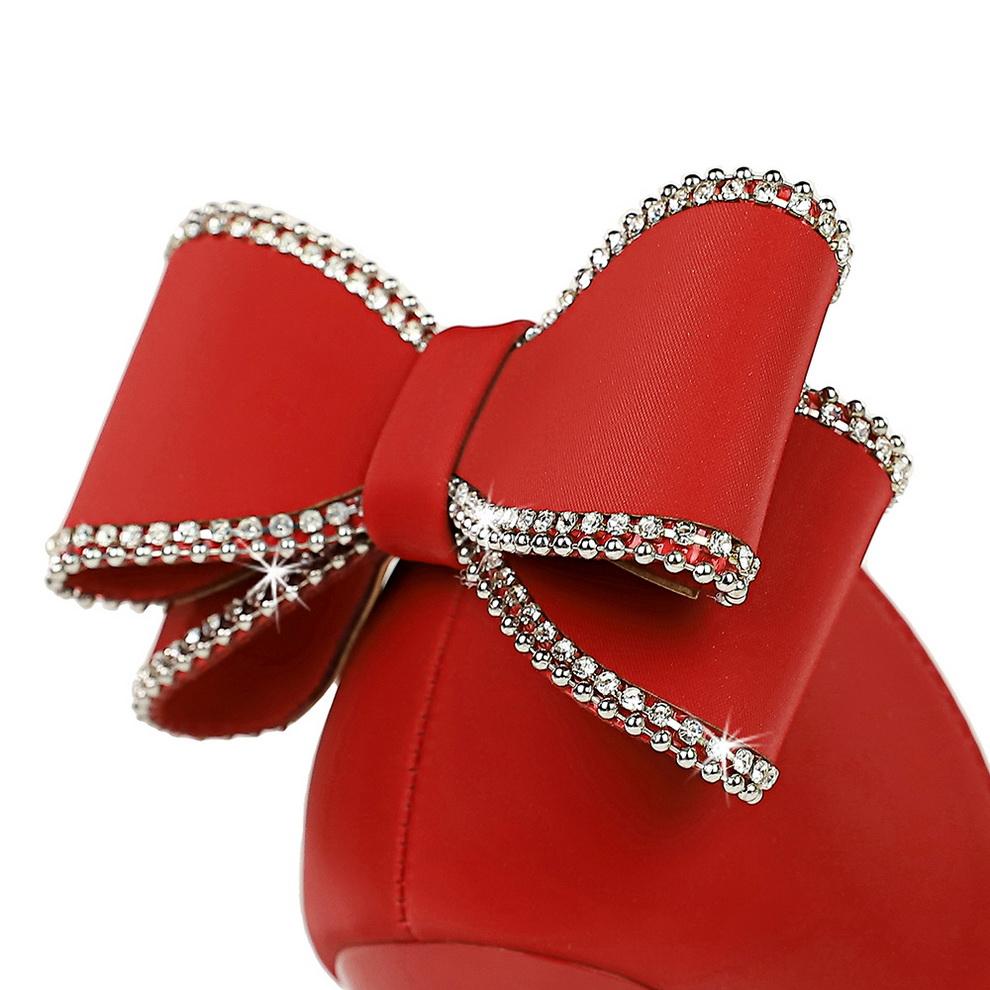 Banquet Vysoké podpatky Tenké podpatky Mělká ústa Špičatá špička na straně vyhloubené štrasový motýlek jednoduché boty