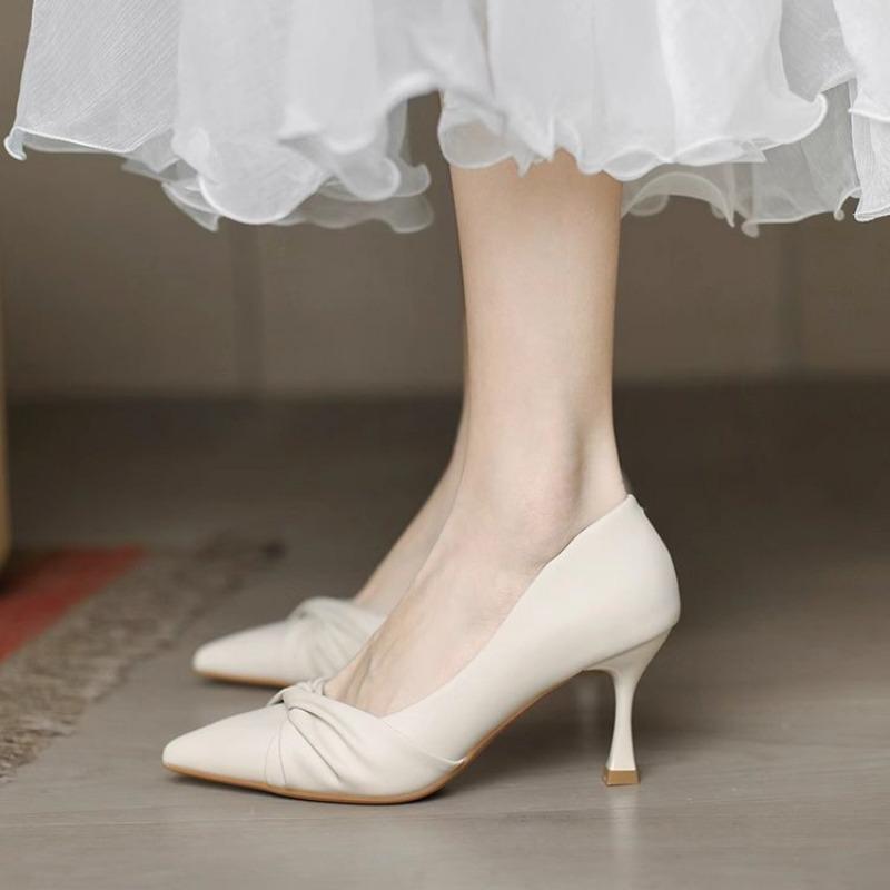 Pointed Single Shoes New Niche Temperament Professional Single Shoes Simple Shallow Commuting High Heels Women