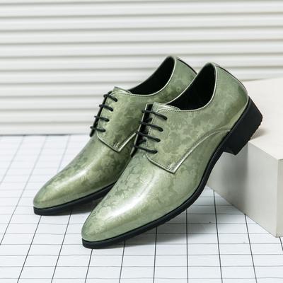 Sapatos clássicos