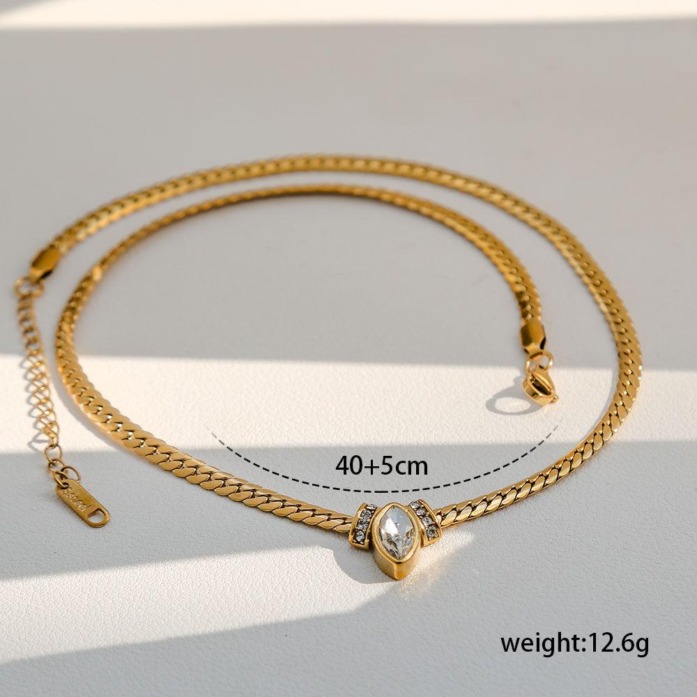 European/American Stainless Steel Diamond-encrusted Eye Necklace High-end Sense Niche Retro Collarbone Chain Titanium Steel Item Jewelry Women