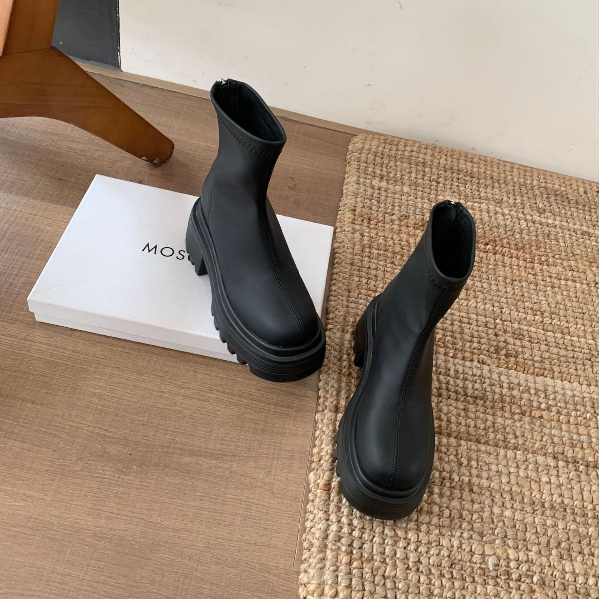 

2025 осень новая круглая голова низкий голенище тонкие на молнии модные маффины 10 см женские ботинки мартин 35