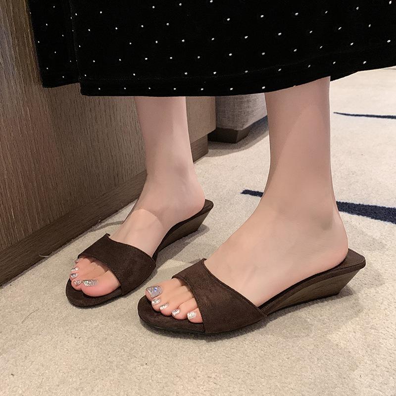 

Leopard print wedge slippers women s summer wear new fashion versatile temperament one word cool slippers sandals 35 коричневый