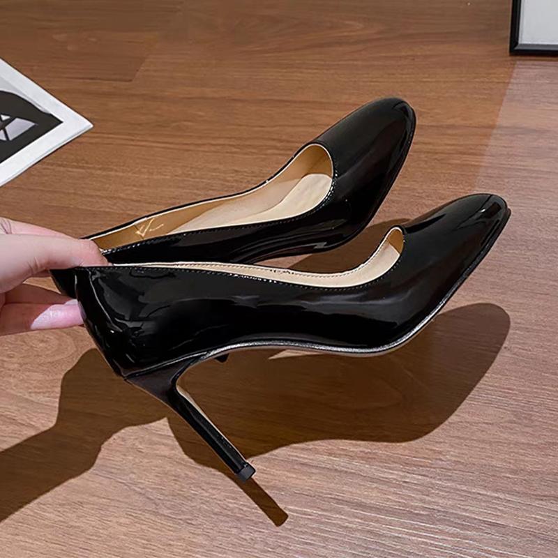 

Fashion High Heels Women Shoes Fashion Dress Shallow Shoes Luxury Pumps Autumn 2025 New Sexy Designer Party Elegant Zapatos De Mujer 40