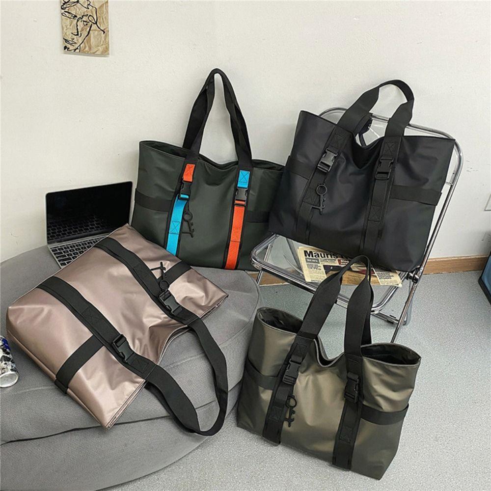 Waterproof Male Tote Bag Large Capacity Nylon Duffle Bag Zipper Men Shoulder Bag  Streetwear