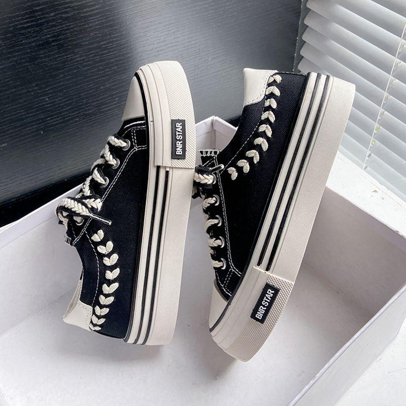 Lace Up Woman Footwear Spring Autumn Canvas Shoes for Women High on Platform To Wear Y2k Vintage Designer Hot Design Elasticty
