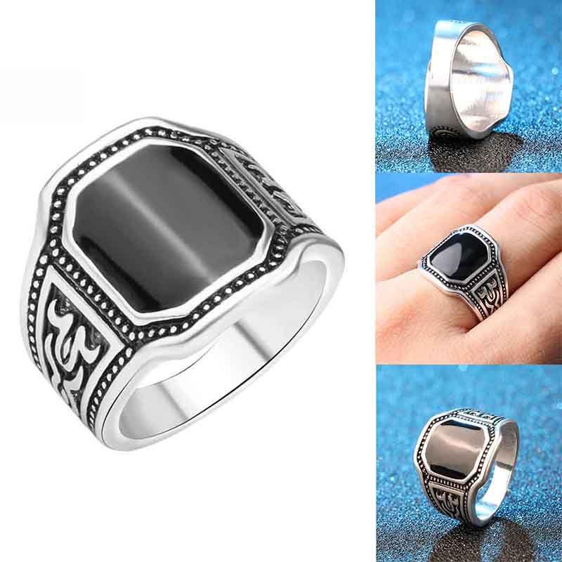 Elegant Fashion Jewelry Ring With Round Black Rhinestone And Curved Engraving For Men