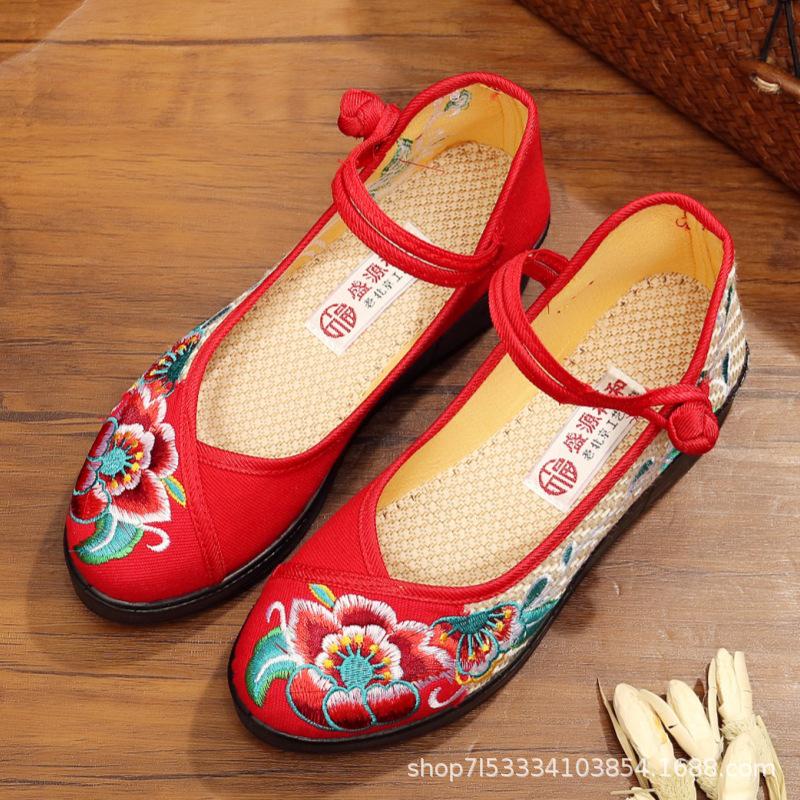 

Autumn 2025 Ethnic Style Embroidered Women s Thick Sole Cloth Shoes for Square Dance 35 красный
