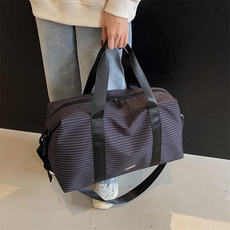 Women's Simple Casual Striped Large Capacity Hand-heat Travel Bag Dry and Wet Separation Sports Can Be Used To Pull Rod Fitness Bag