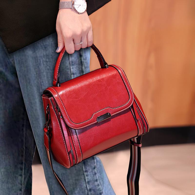 New Spring and Summer Niche Design Bag for Women with Cowhide Leather One-shoulder Handbag