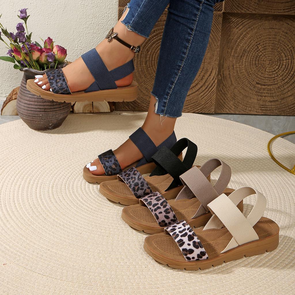 2025 Sommer neue Fischmaul Leopardenmuster flacher Boden Ein-Pedal Gummiband leicht und bequem lässige Mode Sandalen Damen Charge
