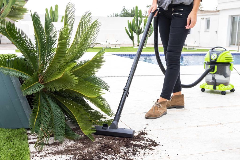 Vacuum cleaner for solids and liquids Conga Wet And Dry Cecotec —  Rehabilitaweb