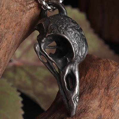 Retro Nordic Style Crow Skull Pendant Animal Bird Necklace For Men Personalized Jewelry Lucky Amulet Gift