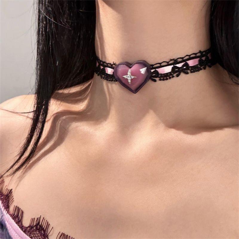 Qianxi Genre  Inspired Adjustable Necklace Featuring Lace Trim And Heart Shaped Pendant