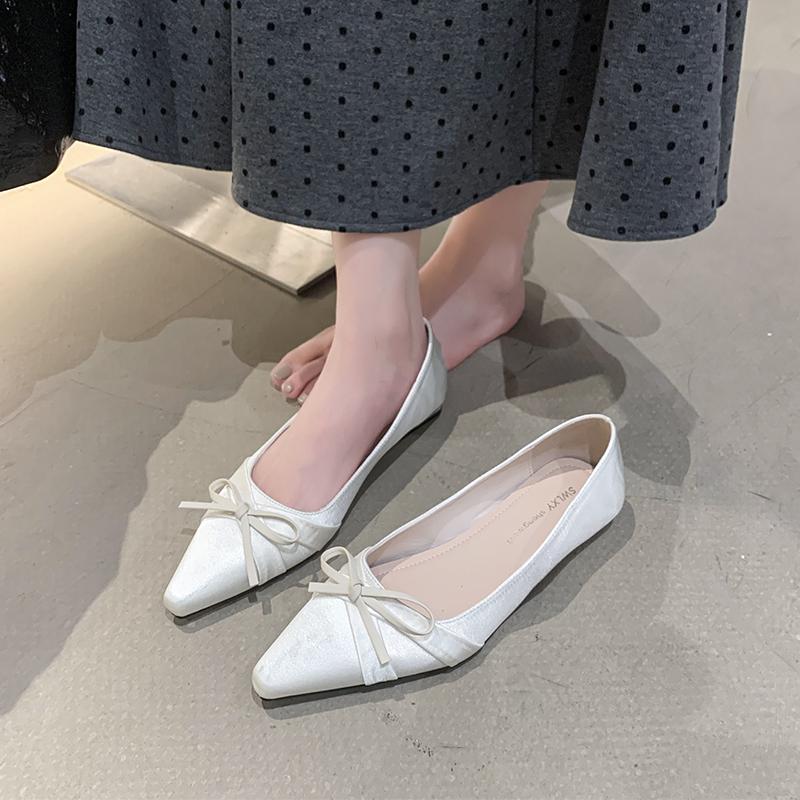 Fashion Women's Single Shoes Spring New Square Head Shallow Mouth Butterfly Knot Soft Sole Anti-slip Wear-resistant Low Heel Shoes