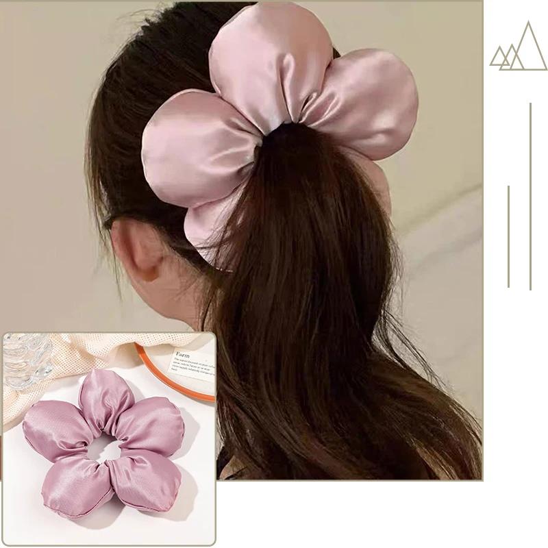 Weiches Kissen Elastisches Haarband Scrunchie für Frauen Luxus Design Große Blume Gefüllt Baumwolle Einfarbig Satin Pferdeschwanzbinder Accessoires