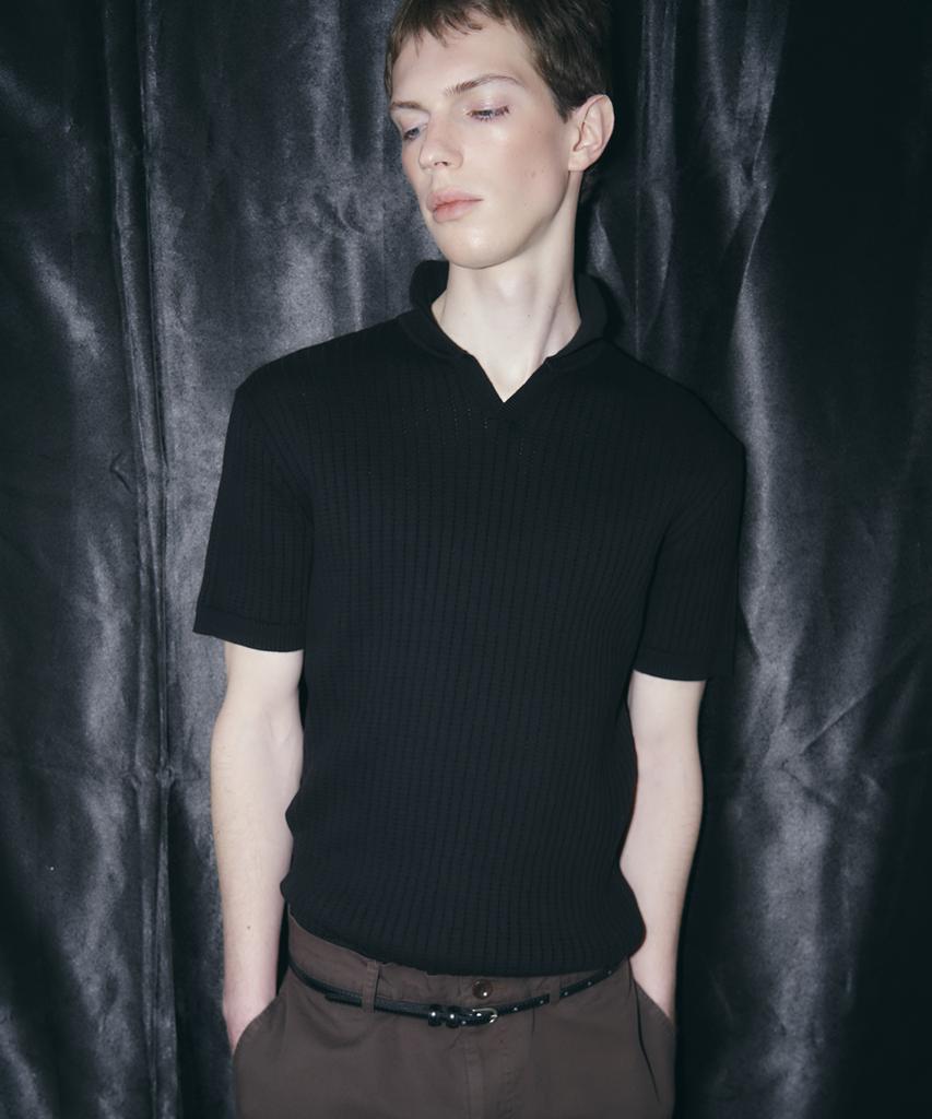 Leondi Johnny Collar Short Sleeve Knit - Black