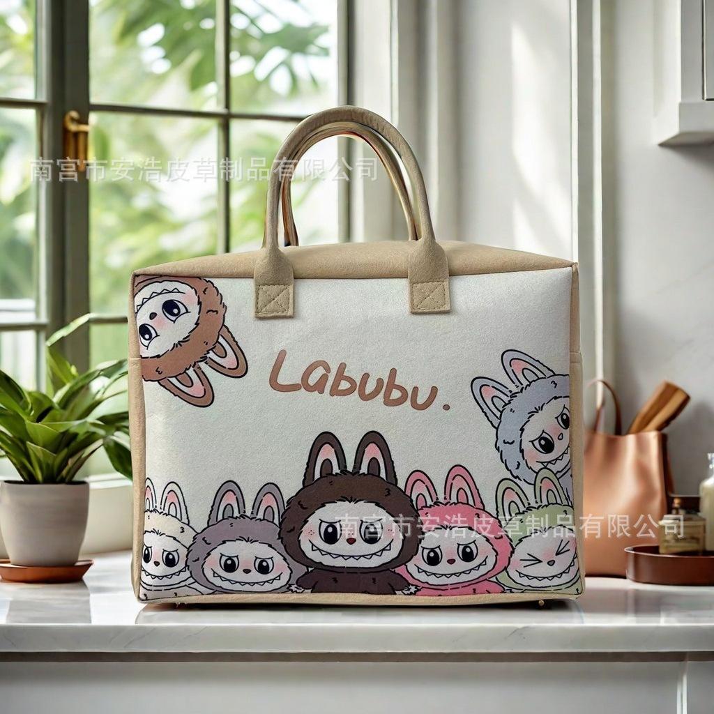 Nová labubu kreslená plstěná přenosná ruční jednoduchá dětská taška tote taška na obědový box úložná taška taška na jídlo