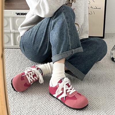 Retro vielseitige leichte Explosions-Flachboden-Deutsche Trainingsschuhe Damen 2025 neu Sommer Internet-Berühmtheit Low-Top Amerikanische Freizeitschuhe