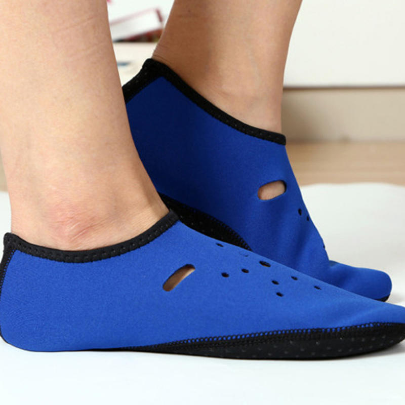 Summer Barefoot Sports Shoes for Men Women Beach Swim Socks Aqua Water Footwear with Anti-Slip Sole Quick Dry Breathable for Surfing Diving