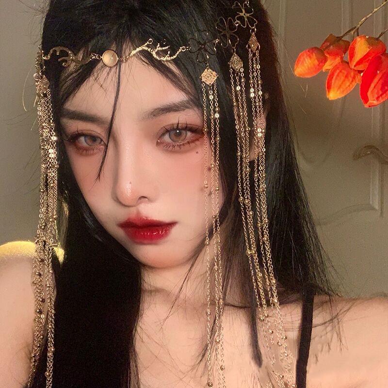 Calamity-Bringing Concubine Liusu Hanfu Costume with Face Veil, Forehead Ornament & Golden Retro Hair Accessories