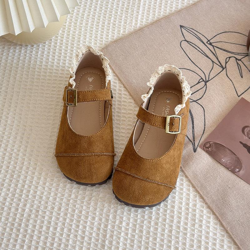 

Весенняя мода 2025 года, кружевные матовые туфли Мэри Джейн для маленькой девочки, милые ретро детские туфли с мелким вырезом, круглым носком, из маленькой кожи 25 верблюд