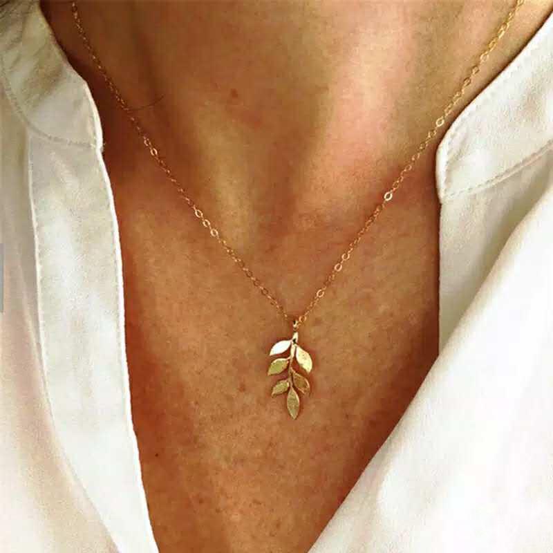 Star & Moon Multi-Layer Alloy Necklace - Hip-Hop Style Portrait Clavicle Chain