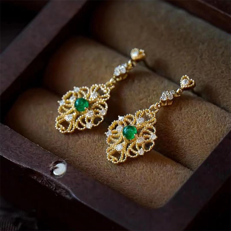 Emerald Diamond Inlaid Lace Dangle Earrings - Elegant Retro Court Style Design for Women g351
