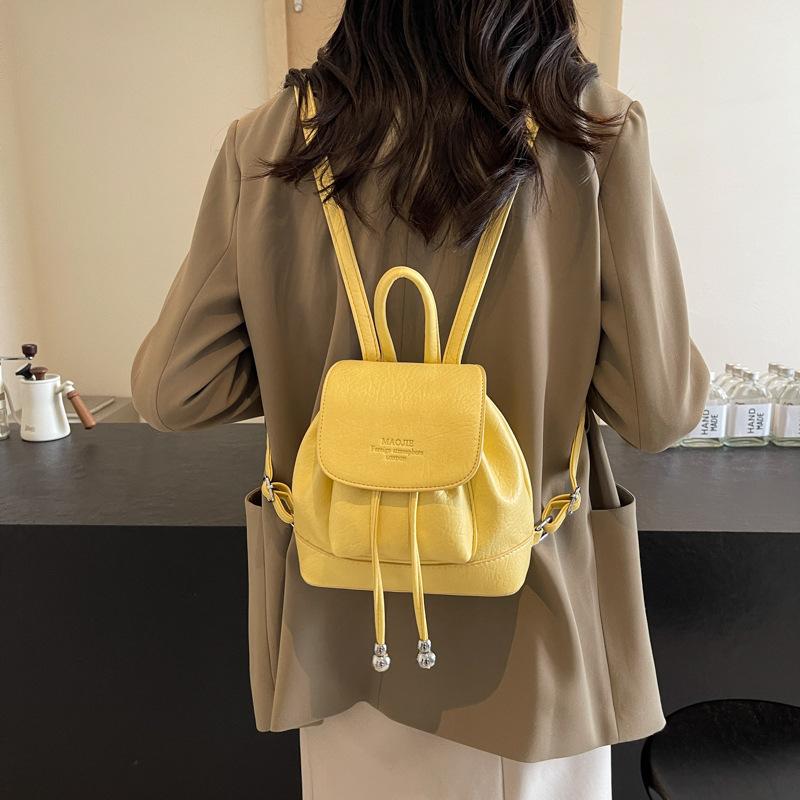 2025 New Fashionable and Simple Portable Satchel, Foreign Style Girl Single Shoulder Small Backpack, Retro Bucket Backpack
