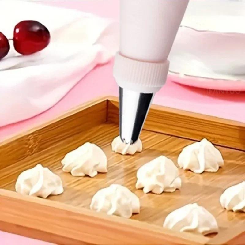 Piping Bag Nozzles Storage Rack Stand with 8 Slots Scalable Bracket Baking Accessories Holder Cake Decorating Pastry Bag Set