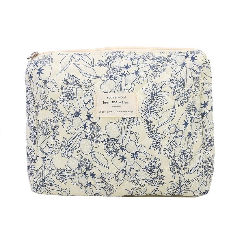 Fashion Women's Cosmetic Bag Portable Floral Handheld Cosmetic Storage Bag Cute Travel Ins Style Bag