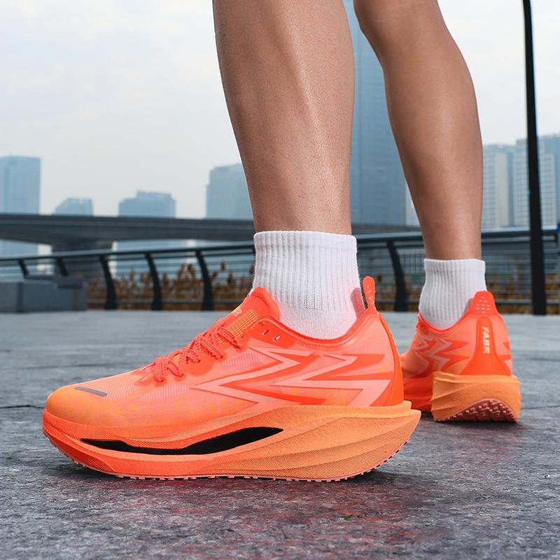 Men's casual sneakers four season new light breathable soft sole racing running shoes wear resistant students speed sports shoes