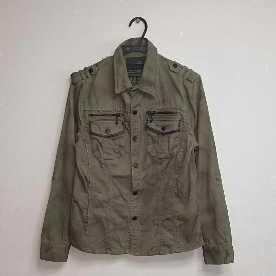 

[USED] For fans of Y2K, Achieve, and K-pop! Indigo/Military shirt
