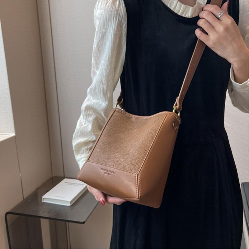 High Quality Women's Bucket Handbags Spring Summer New Texture PU Shoulder Crossbody Bags Luxury Ladies Totes Trend