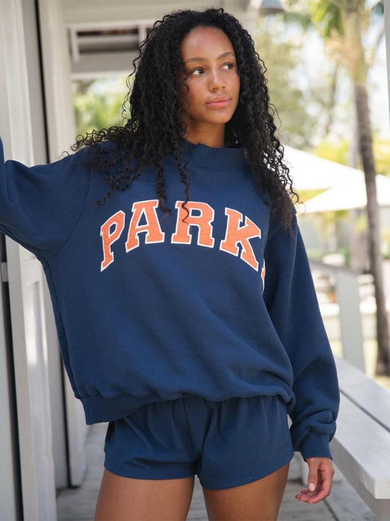 Cross-Stitch Half-High Collar Round Neck Sweatshirt - Simple, Comfortable, for Everyday Life.