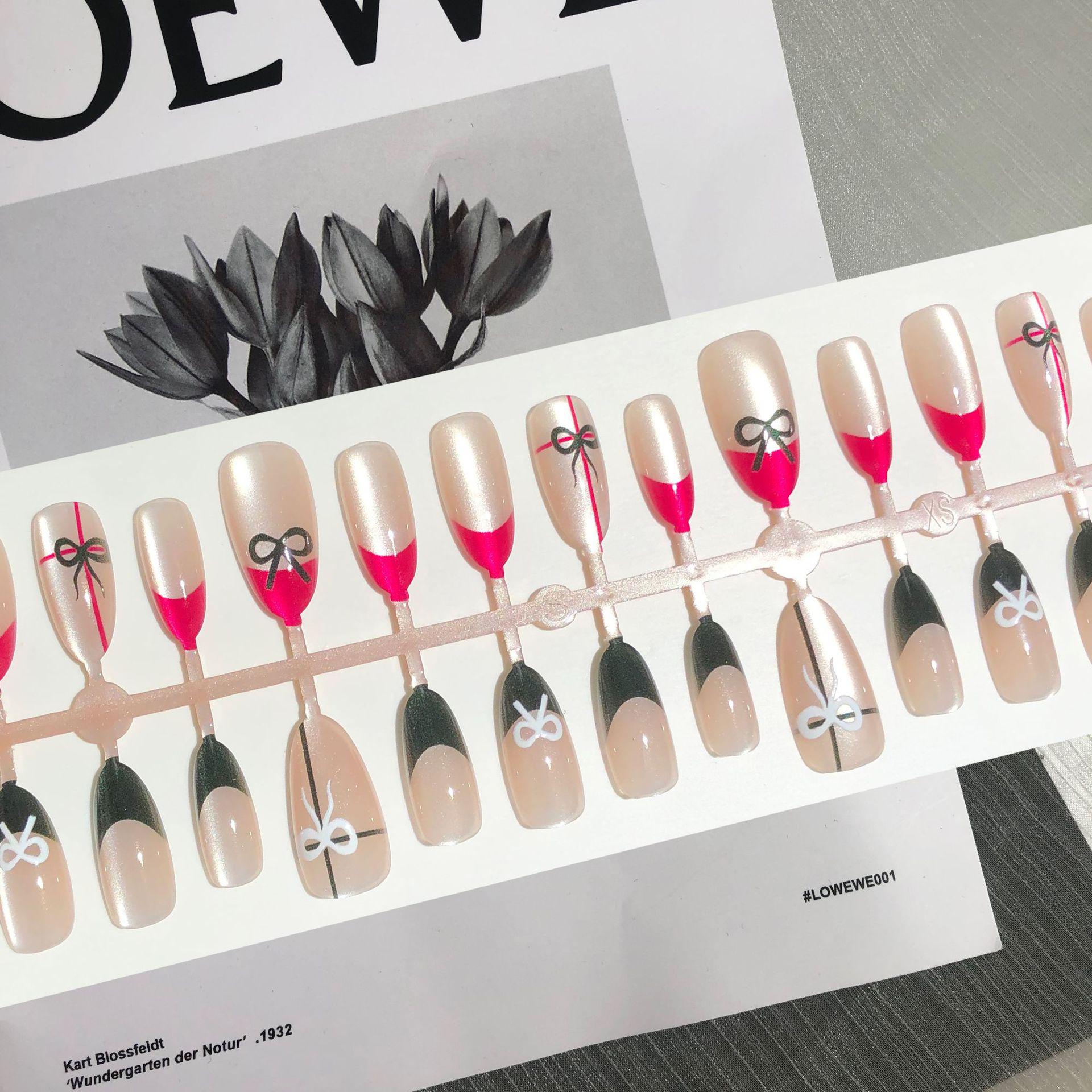 

Handmade French Almond Cat Eye Nails, Black & Red with Bow, 30-Piece Set