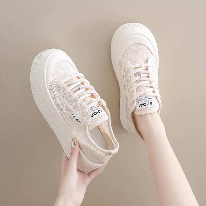 Little white shoes women's breathable mesh 2025 new popular summer thin biscuit shoes lace mesh shoes thick baseplate shoes