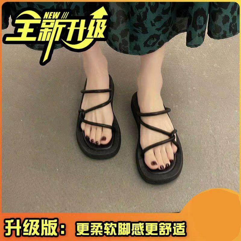 Roman Strap Slippers Women's Summer 2025 New Super Fire Ins Trendy Open Toe Flat Bottom Internet Celebrity Design Cool Slippers