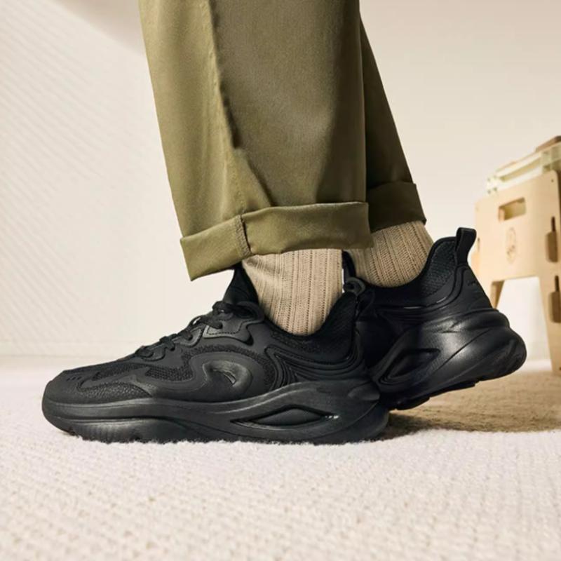 Anta Slip-Resistant Casual Shoes Men's Black Sneakers 112418840-1
