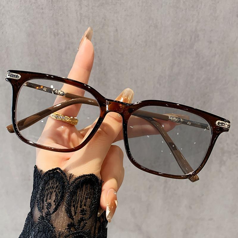 Casual Square-Frame Photochromic Myopia Glasses Comfortable and Durable Anti-Blue Light Eyewear Minus Diopter 0 To -4.0